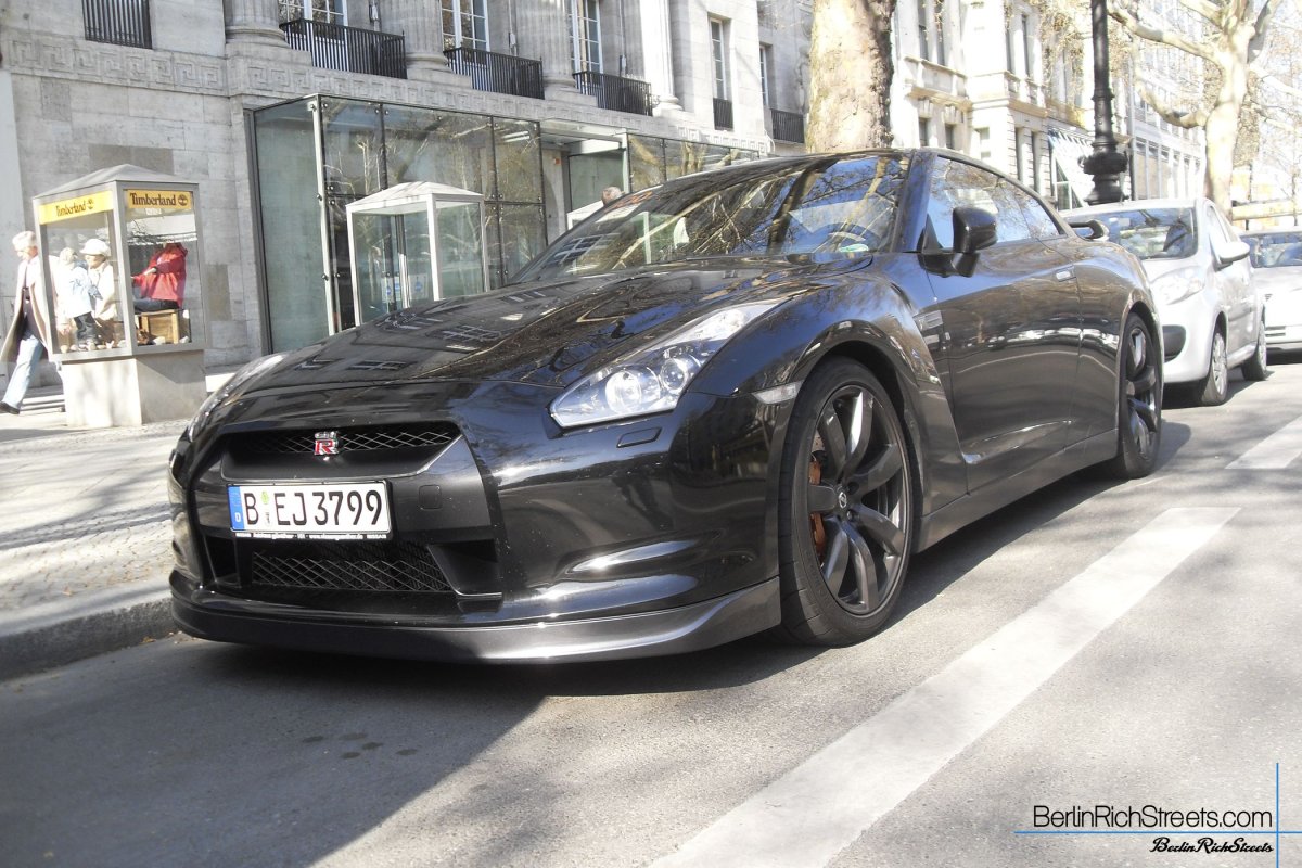 Nissan GT-R R35 spotted in Berlin — BerlinRichStreets